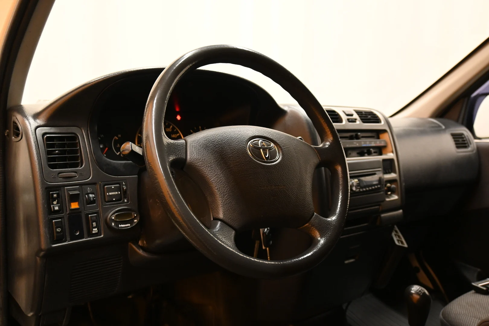 Car Image - 4N55hIMZwMWRsXXqGicICT