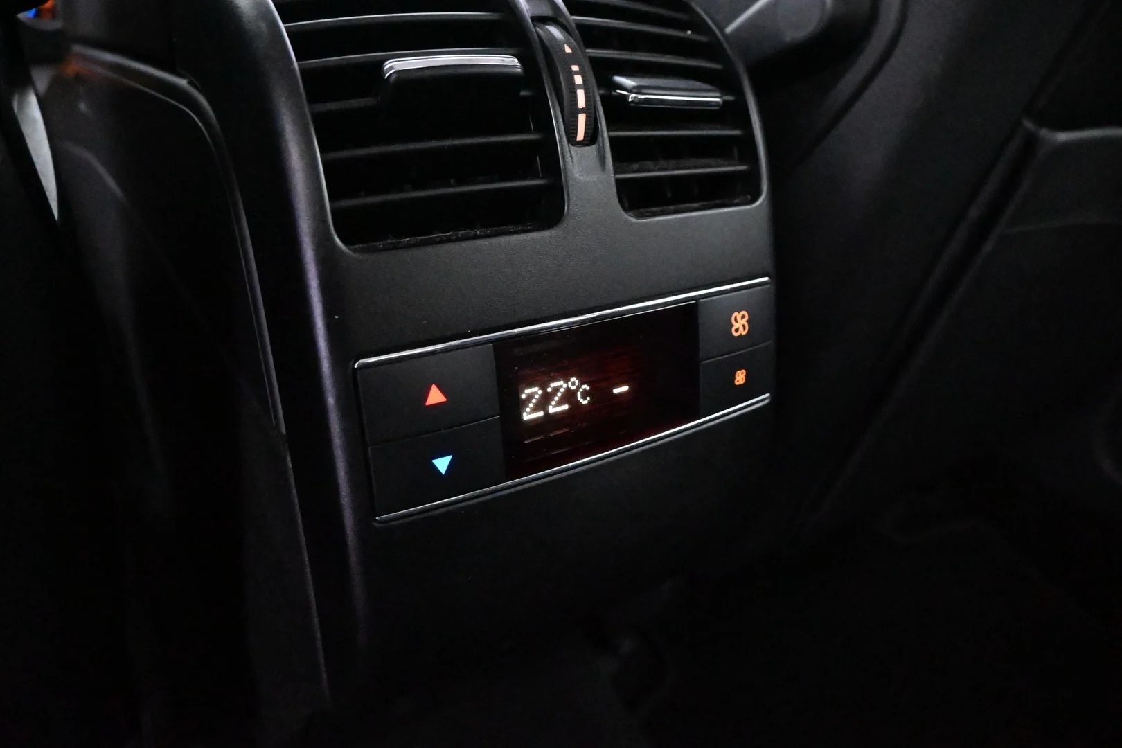 Car Image - 7s3o37aZQOSuEGQCdaxuLF