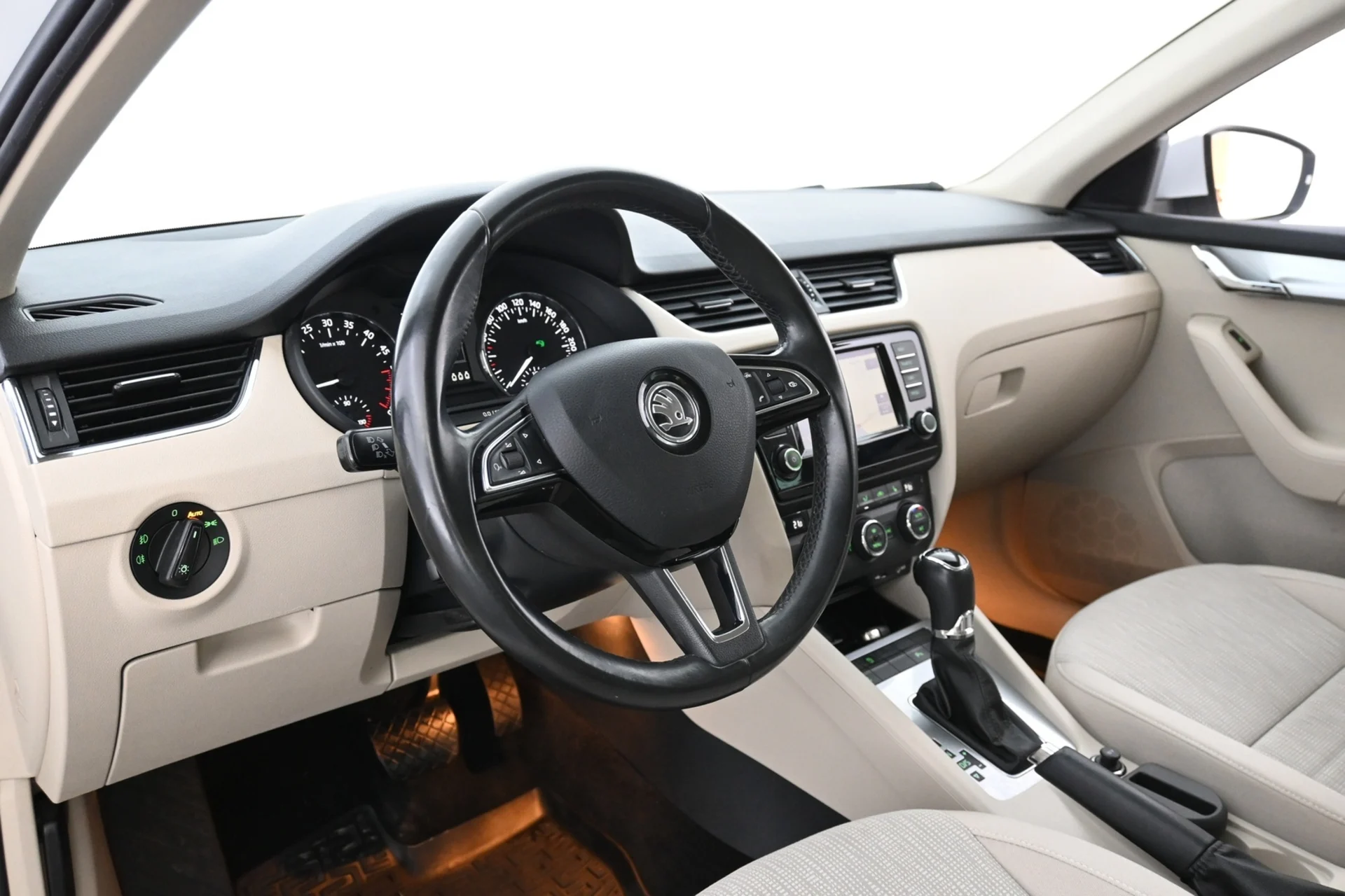 Car Image - 2ZOxNMOoXYxv23p8PUCkwC