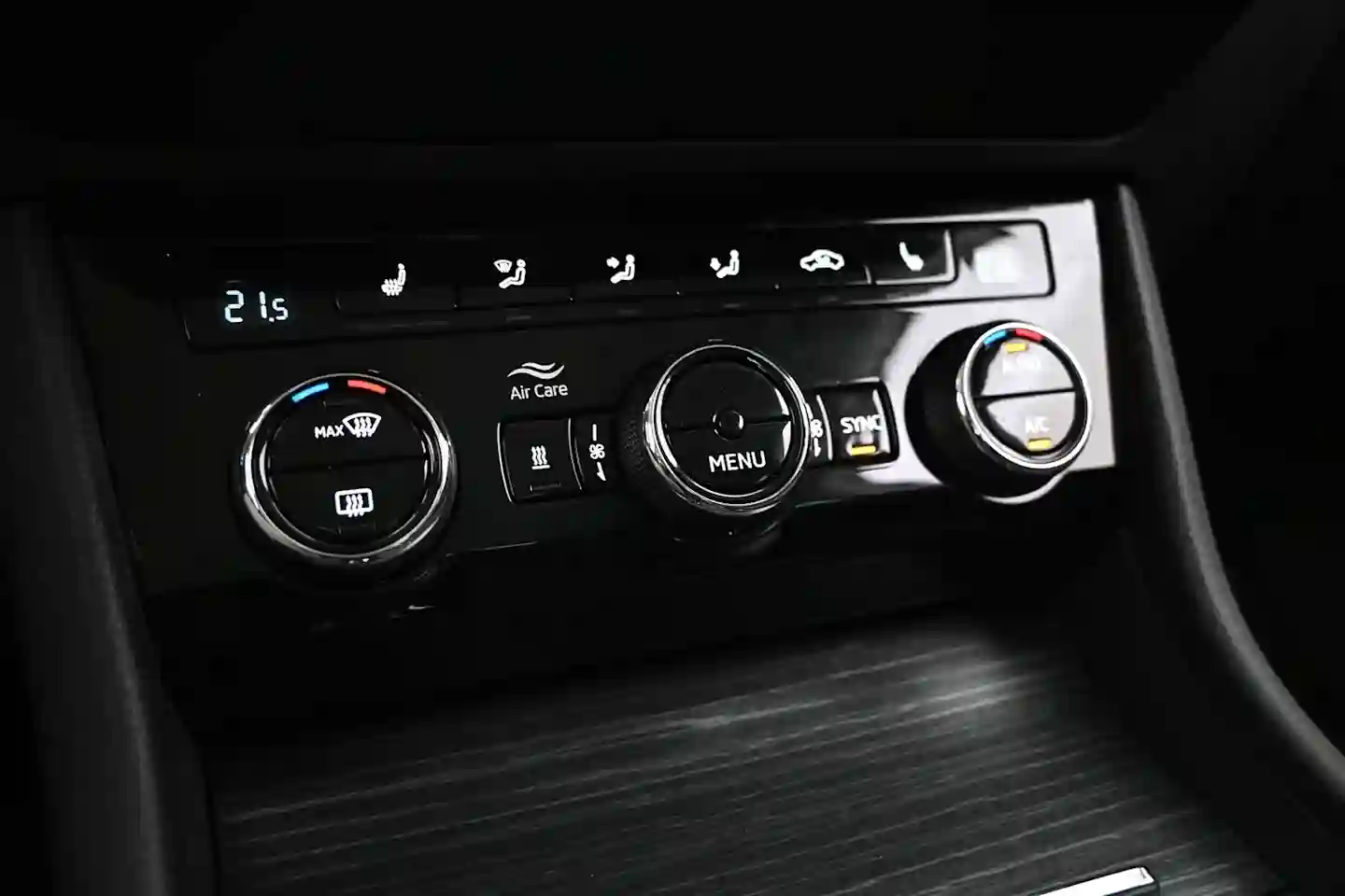 Car Image - 2TzoDDepdSEvhNu4G6Zbce