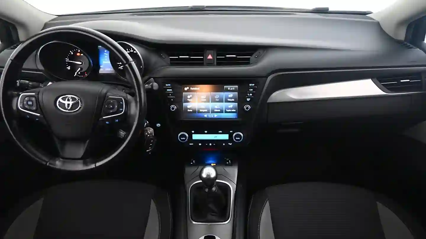 Car Image - YhyB1uoiFMYNInVMhcEDE