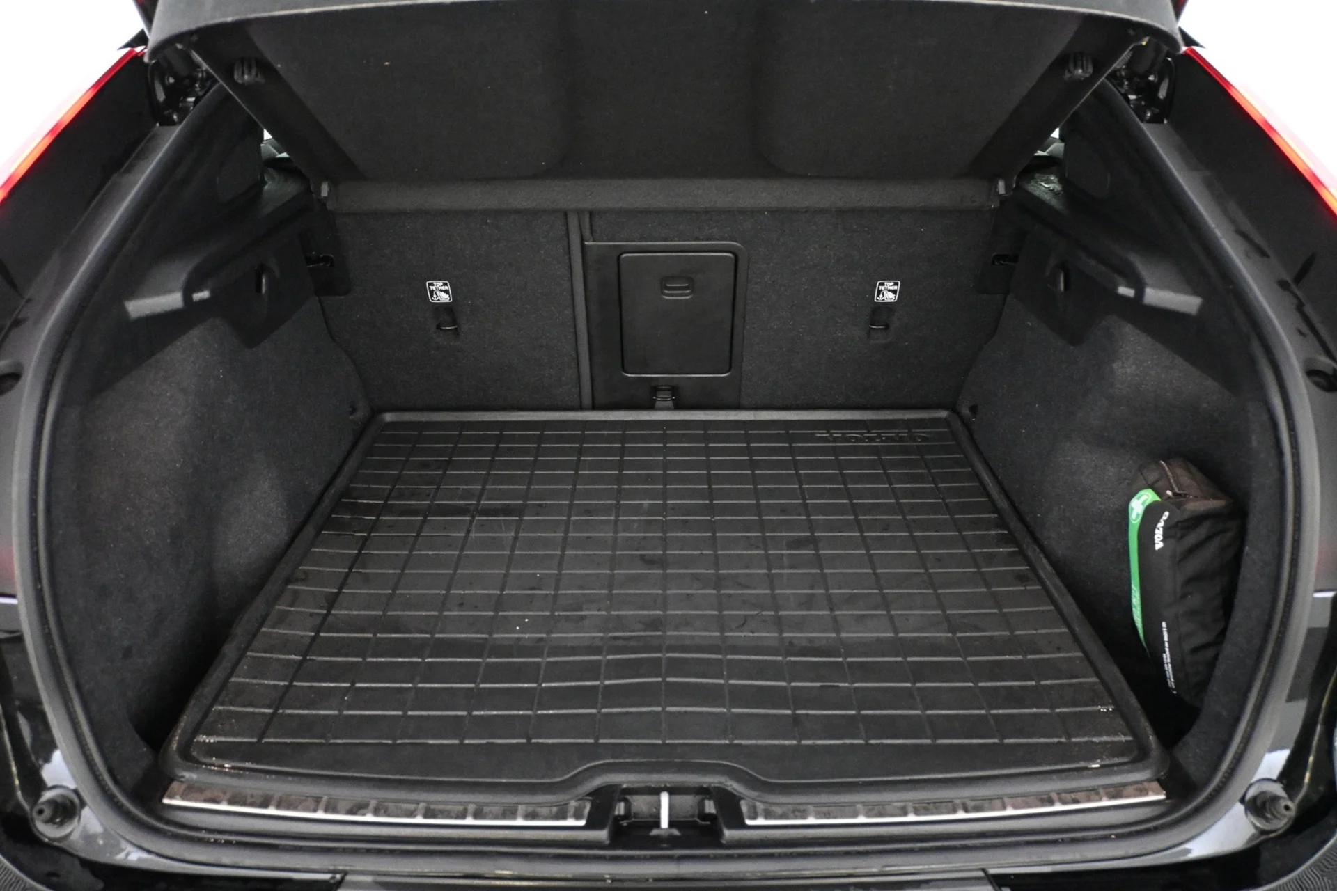 Car Image - 5XQTEttR8lZ1OeqSzXeuiu