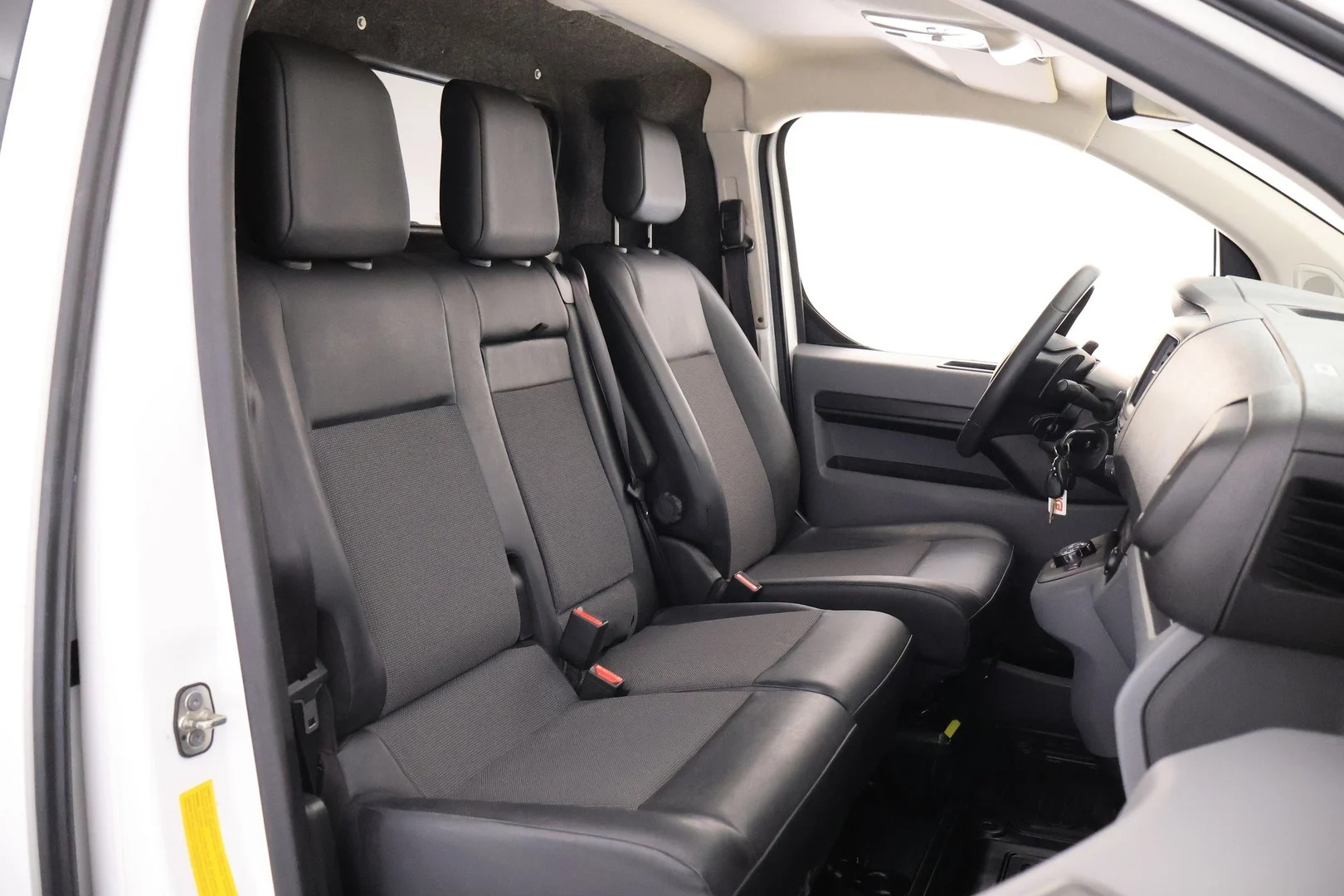 Car Image - 1377pTjQrSx66tGjxPoAHL