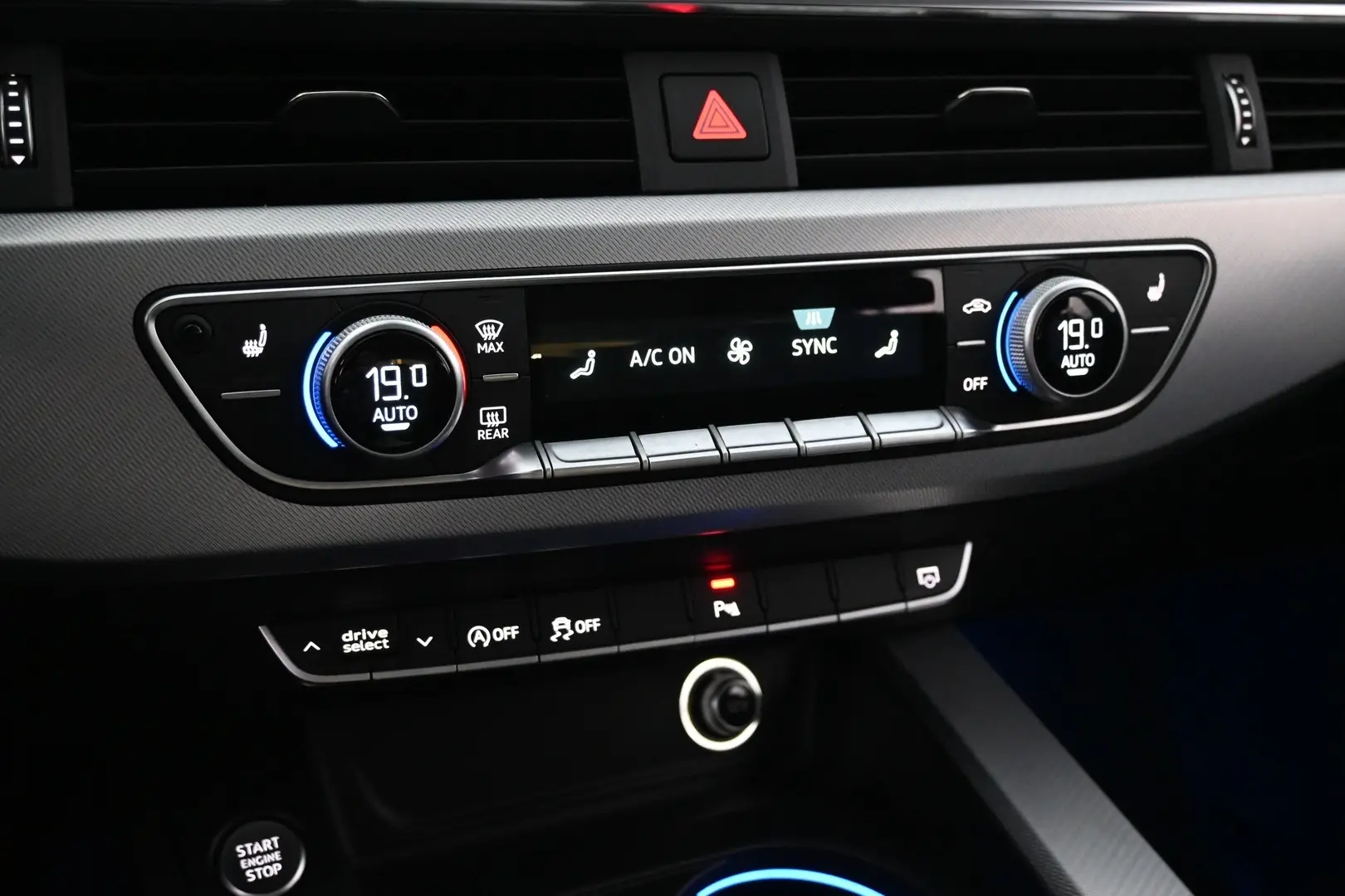 Car Image - 79tdb0hKA1RfPfN8pJumwq