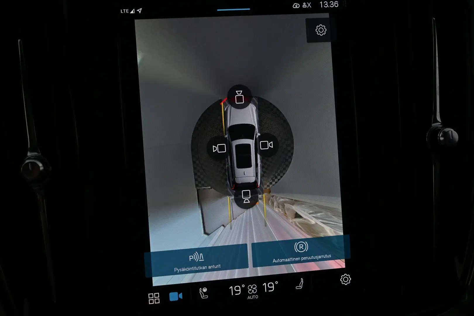 Car Image - 5n6ihbDM8h8zJnEywISFW1