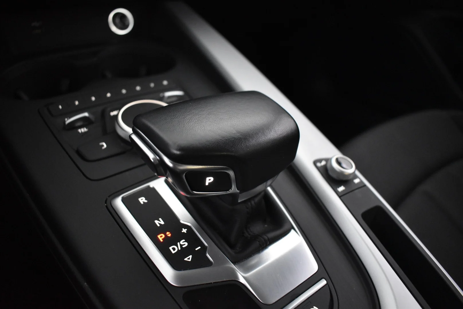 Car Image - 52gKKVGdm4ulDCVF41dg7t