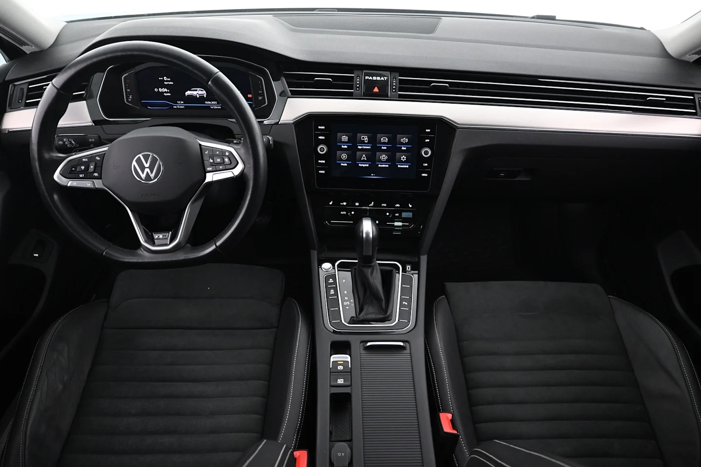 Car Image - 60rJWF3ZlKjTngwZQzdRHj