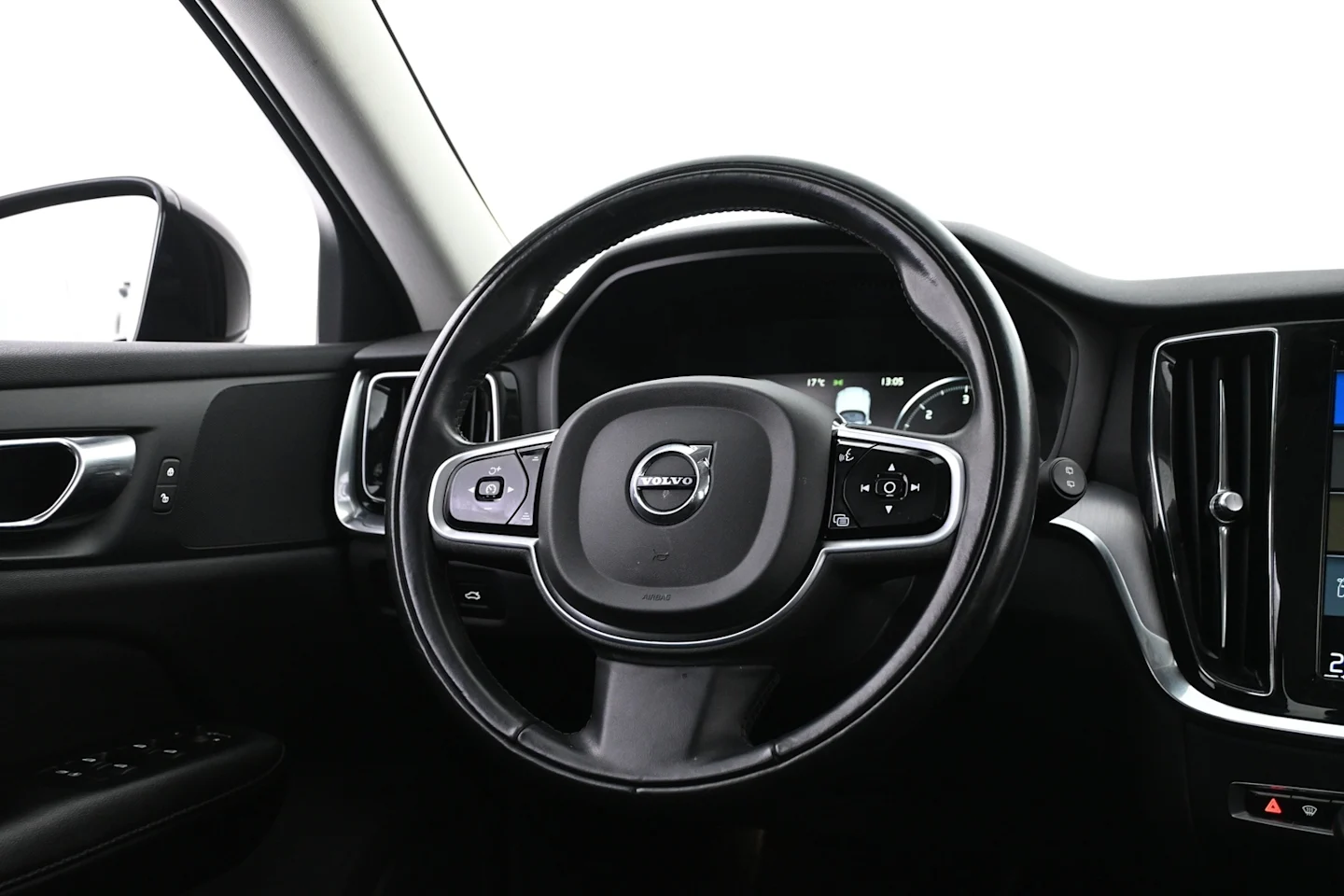 Car Image - 3UXY5NHxQBB8qnZgdzFb1w