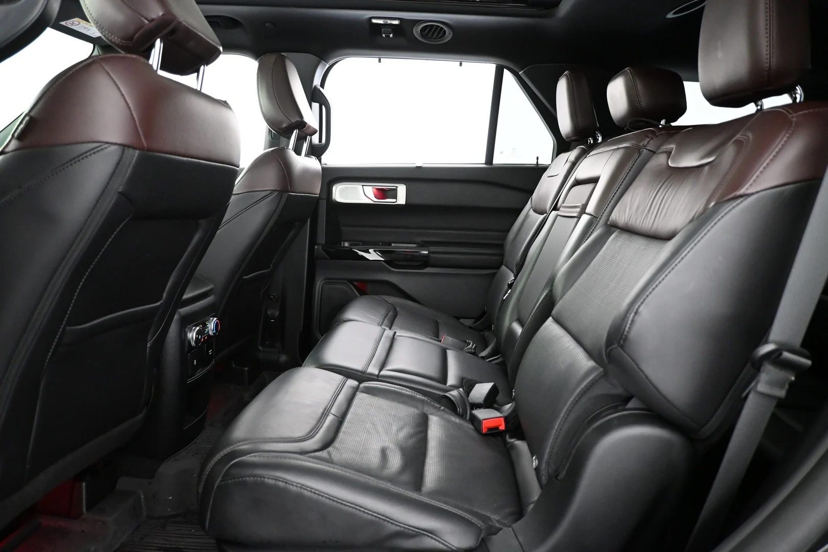 Car Image - 2CzhtYC7mjHMNw6c4Md3LH