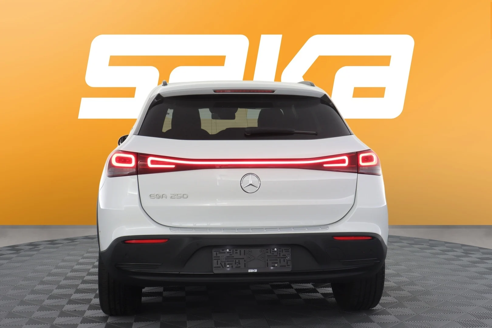 Car Image - 20ATe9tPlO3desS5818KlB