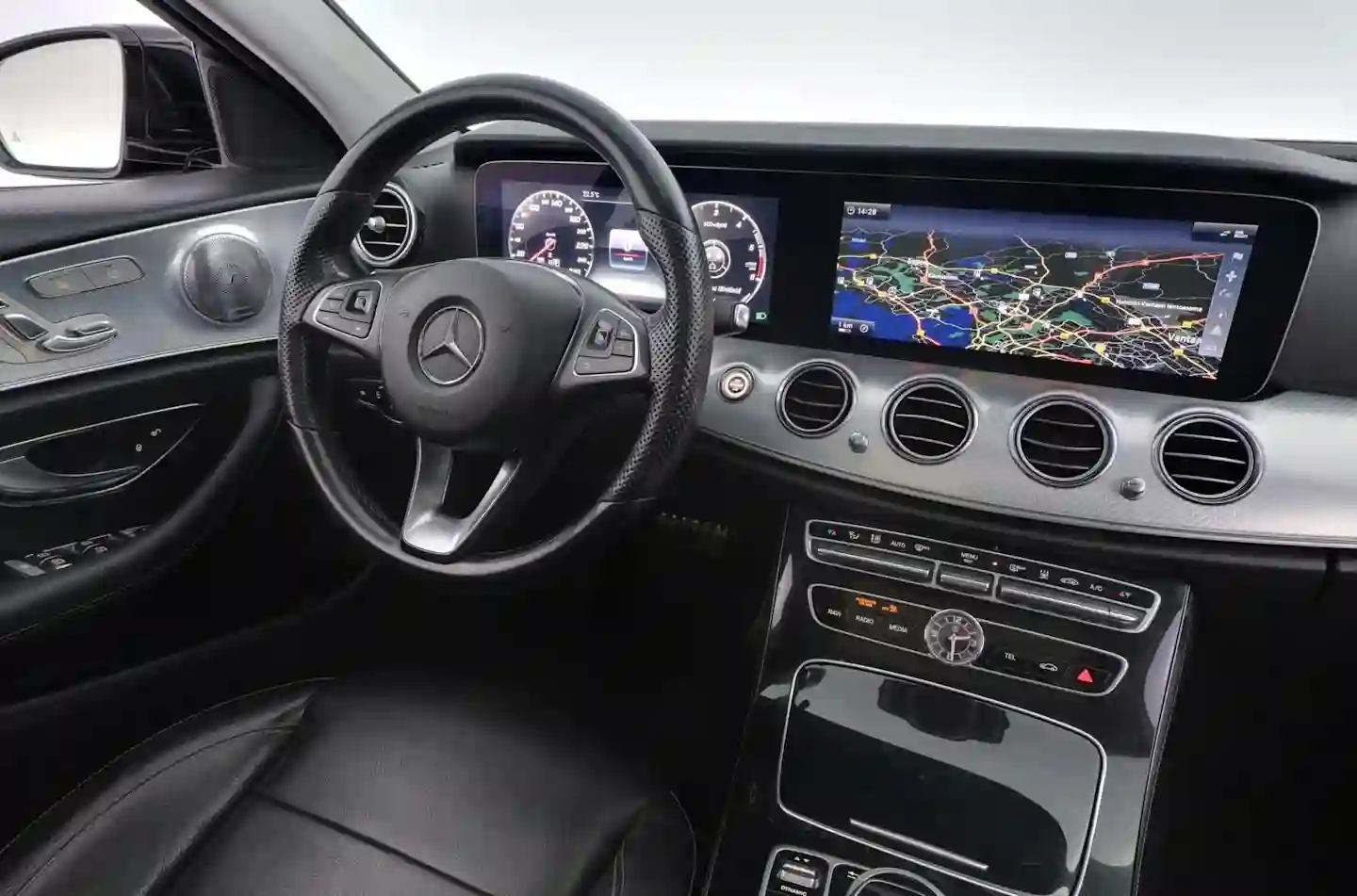 Car Image - 2t0QqOLLDi9IqCiXNAbHkQ