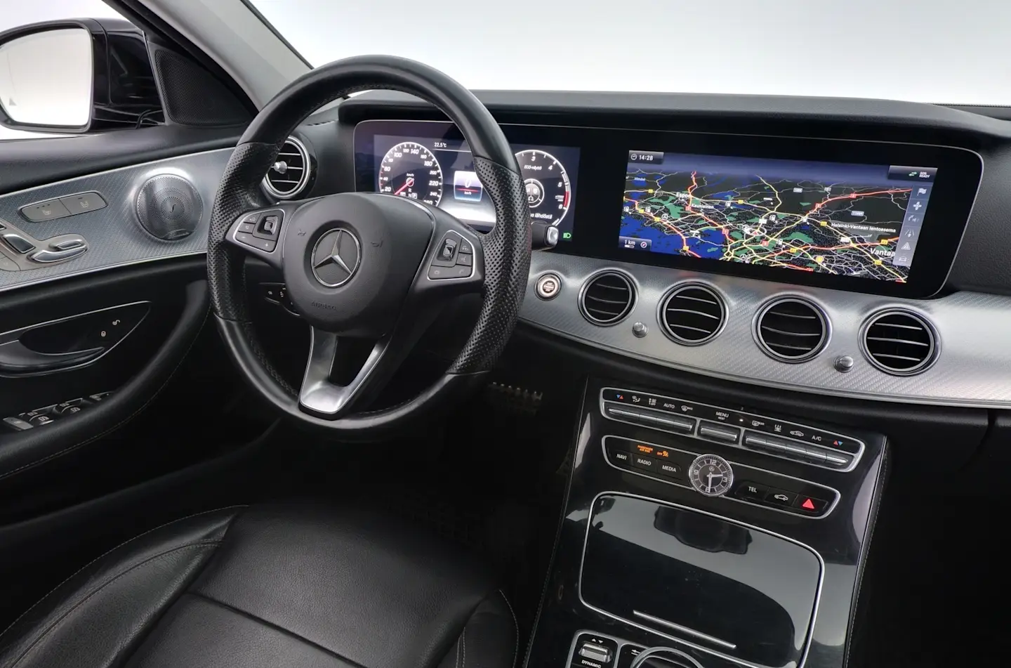 Car Image - 2t0QqOLLDi9IqCiXNAbHkQ