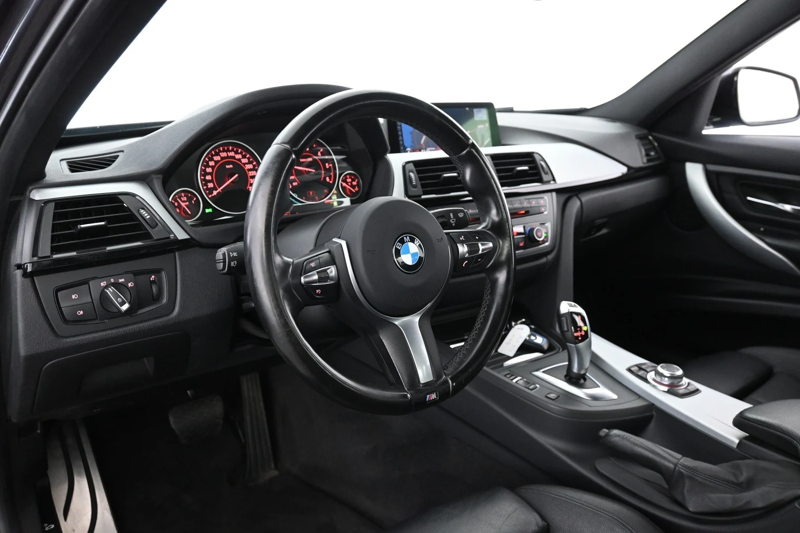 Car Image - 5UocwvSpKfQxHJV42u0Z7s