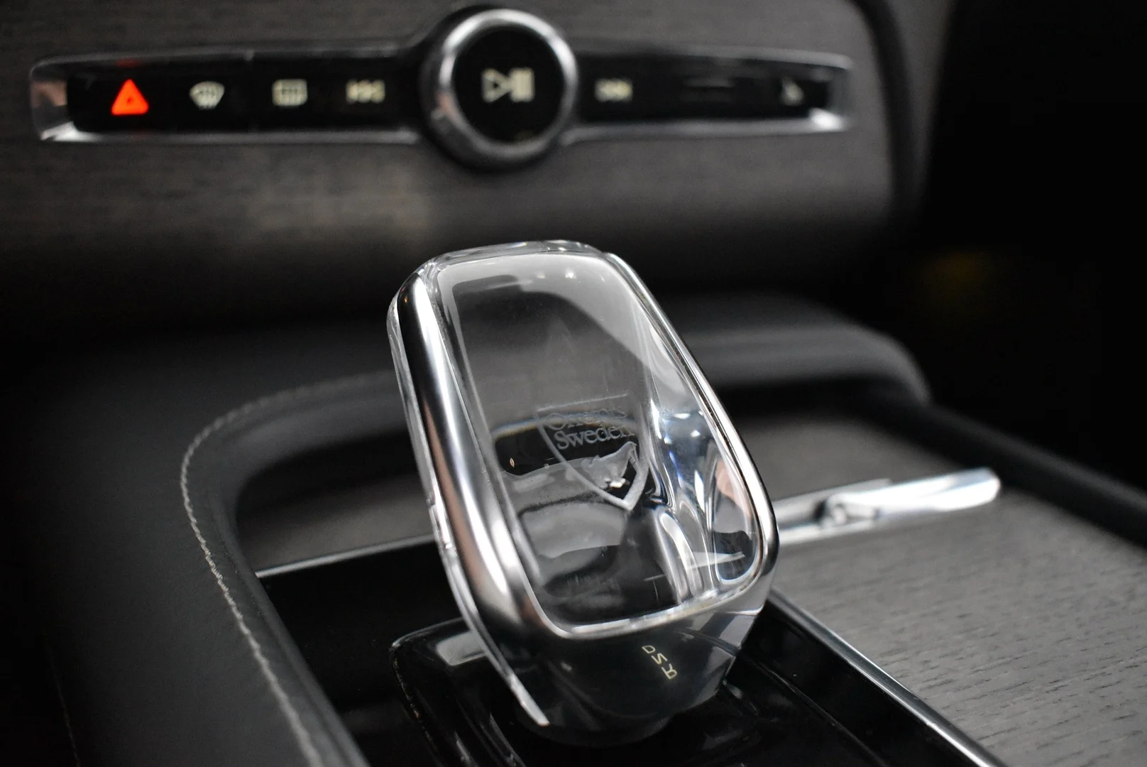 Car Image - 2Ky2hcMWNUhvbrDxqzSLZ6