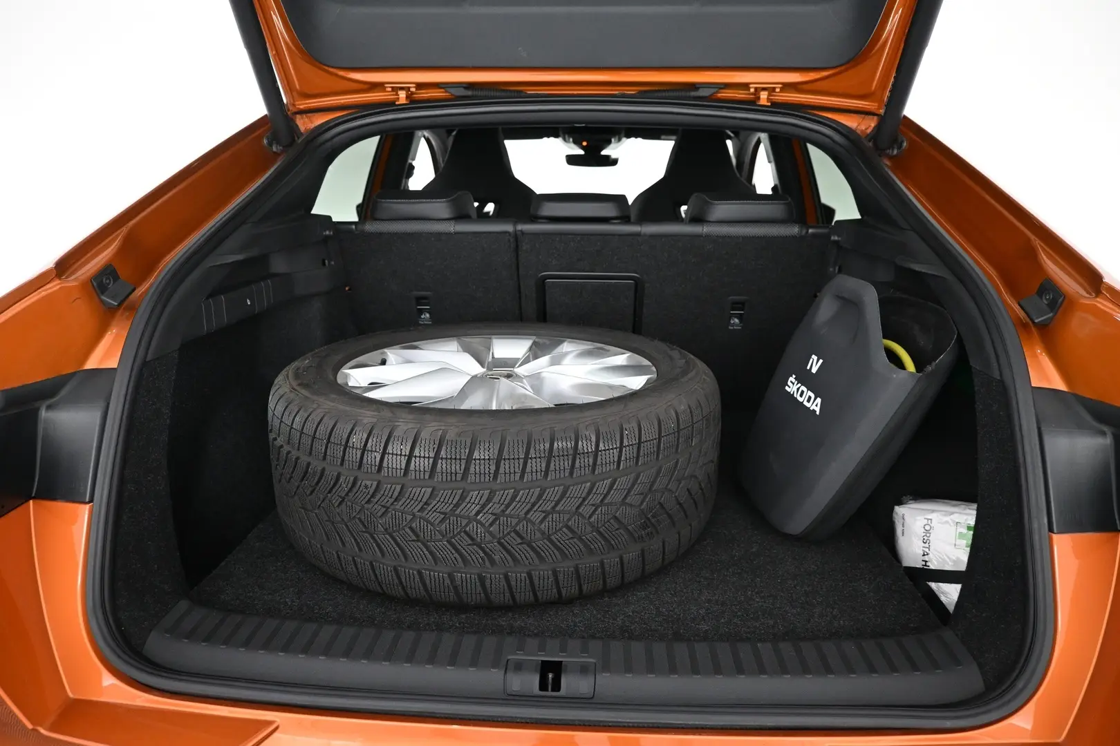 Car Image - 6fmWmKaAWtnI4s317w2a6t