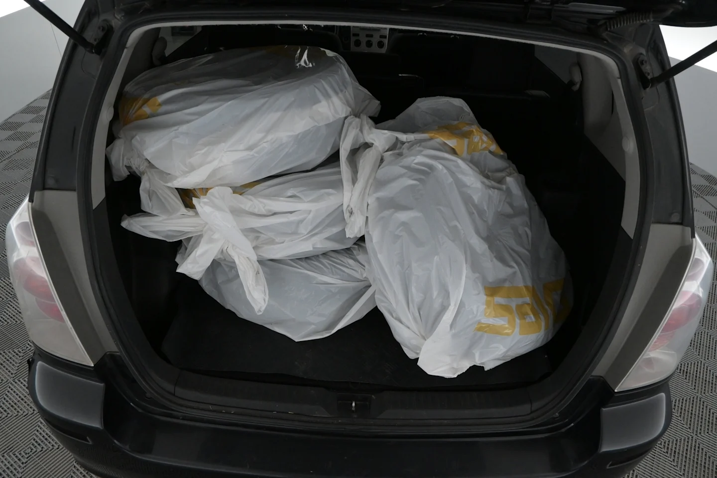 Car Image - 3eN5zLNMneXeRv0qK3Ois