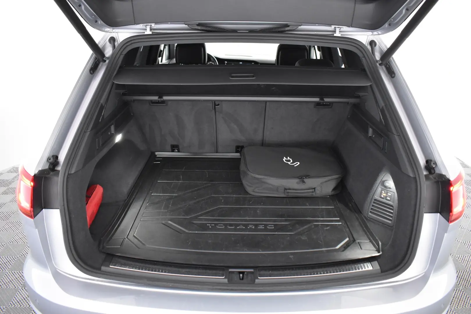 Car Image - 4FJYKhXq0bpqx6fcKmTmZw