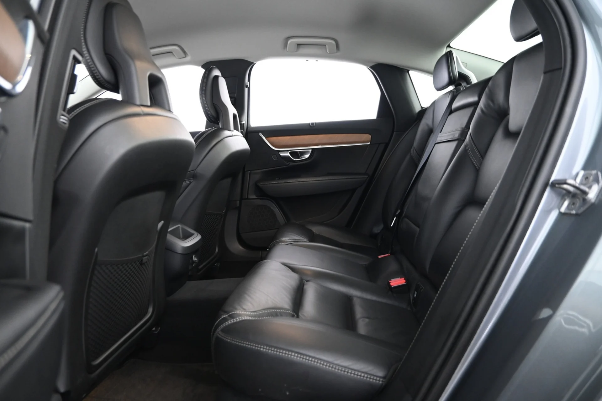 Car Image - 5DTejpL3JwOtiHk8k9vSuO