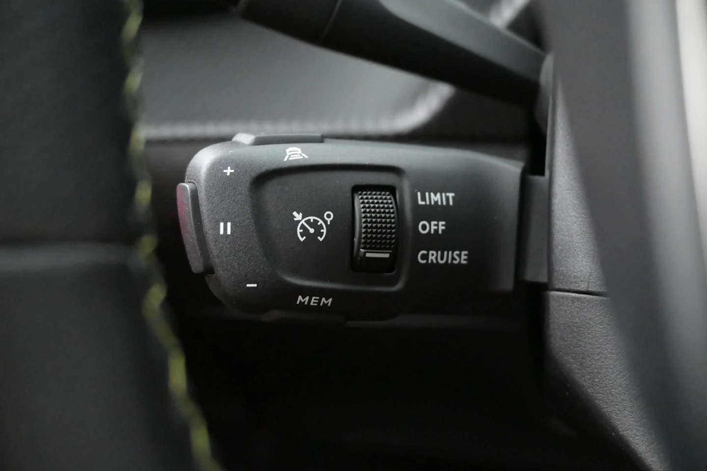 Car Image - 1zSJy58Lfgi7GRnhNiVRAU
