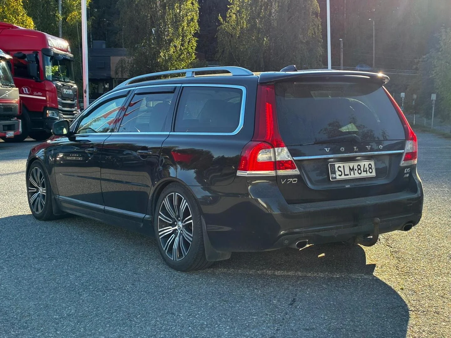 Car Image - knF56suD1vbuiS4W6rruN