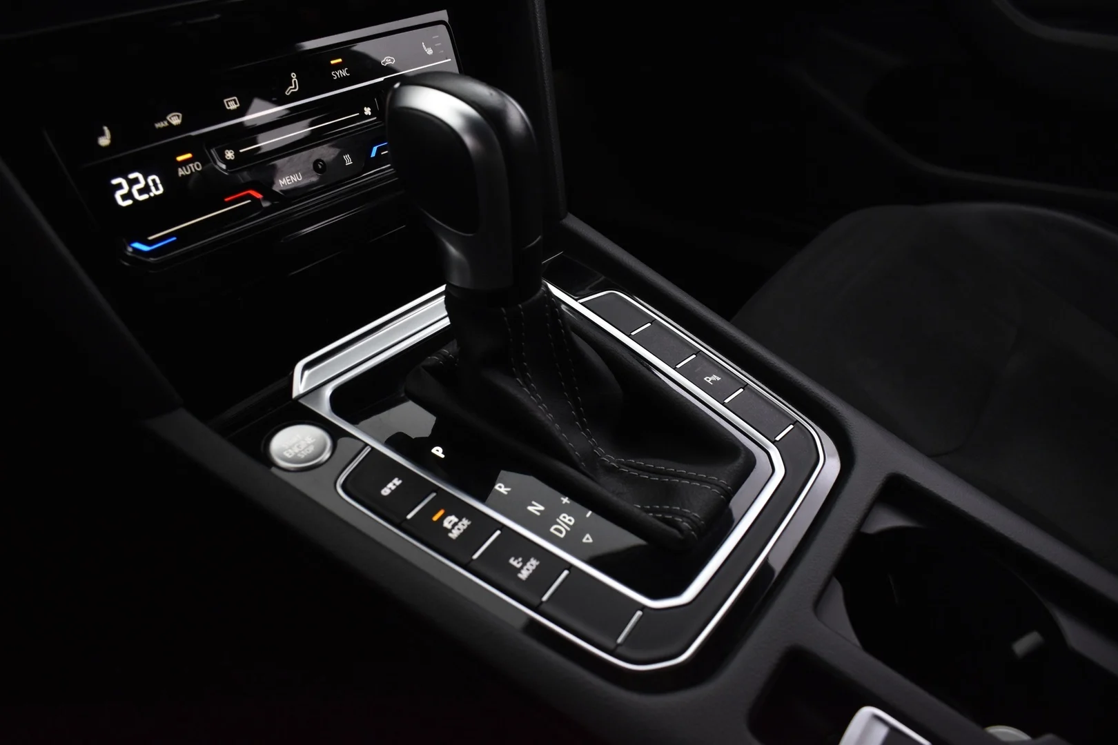 Car Image - 3DKbJqHFE3MT8FcfIf3Sap