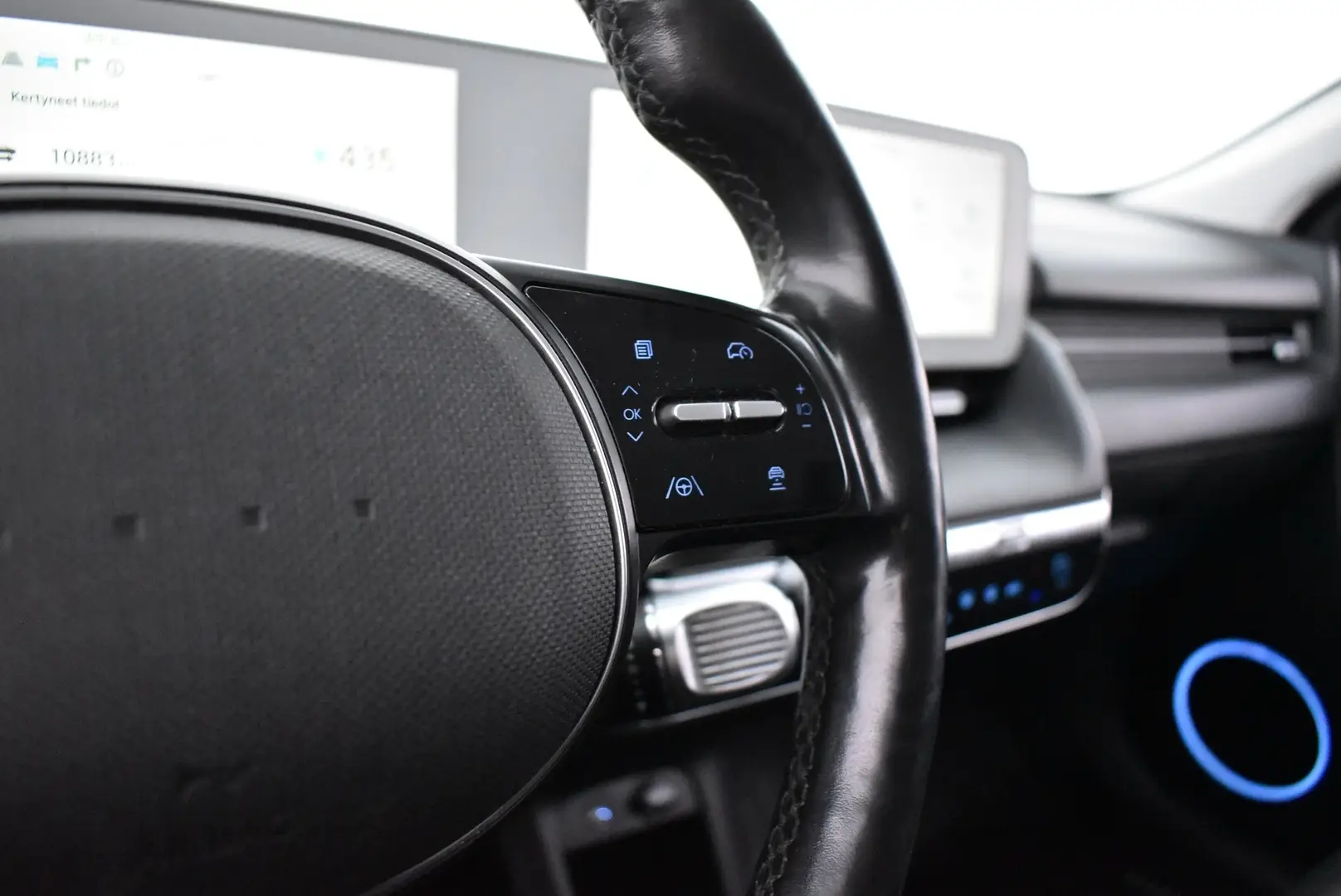 Car Image - 23sksTuB0nj7et6O7vlv6l