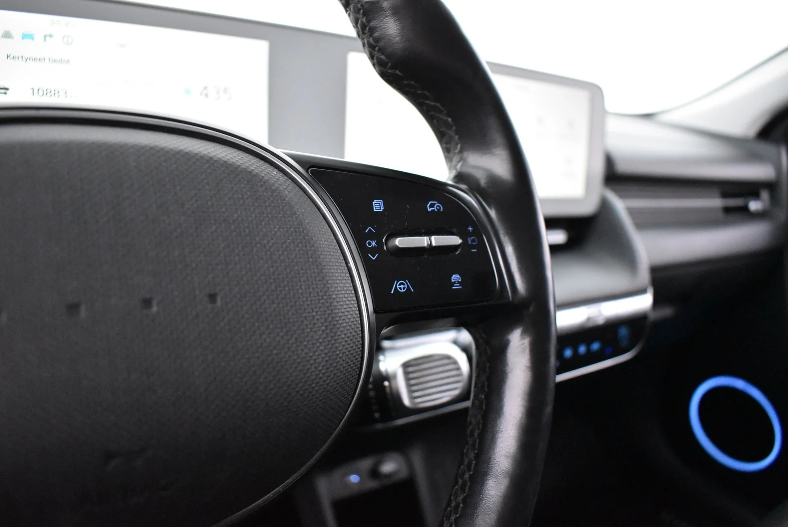 Car Image - 23sksTuB0nj7et6O7vlv6l