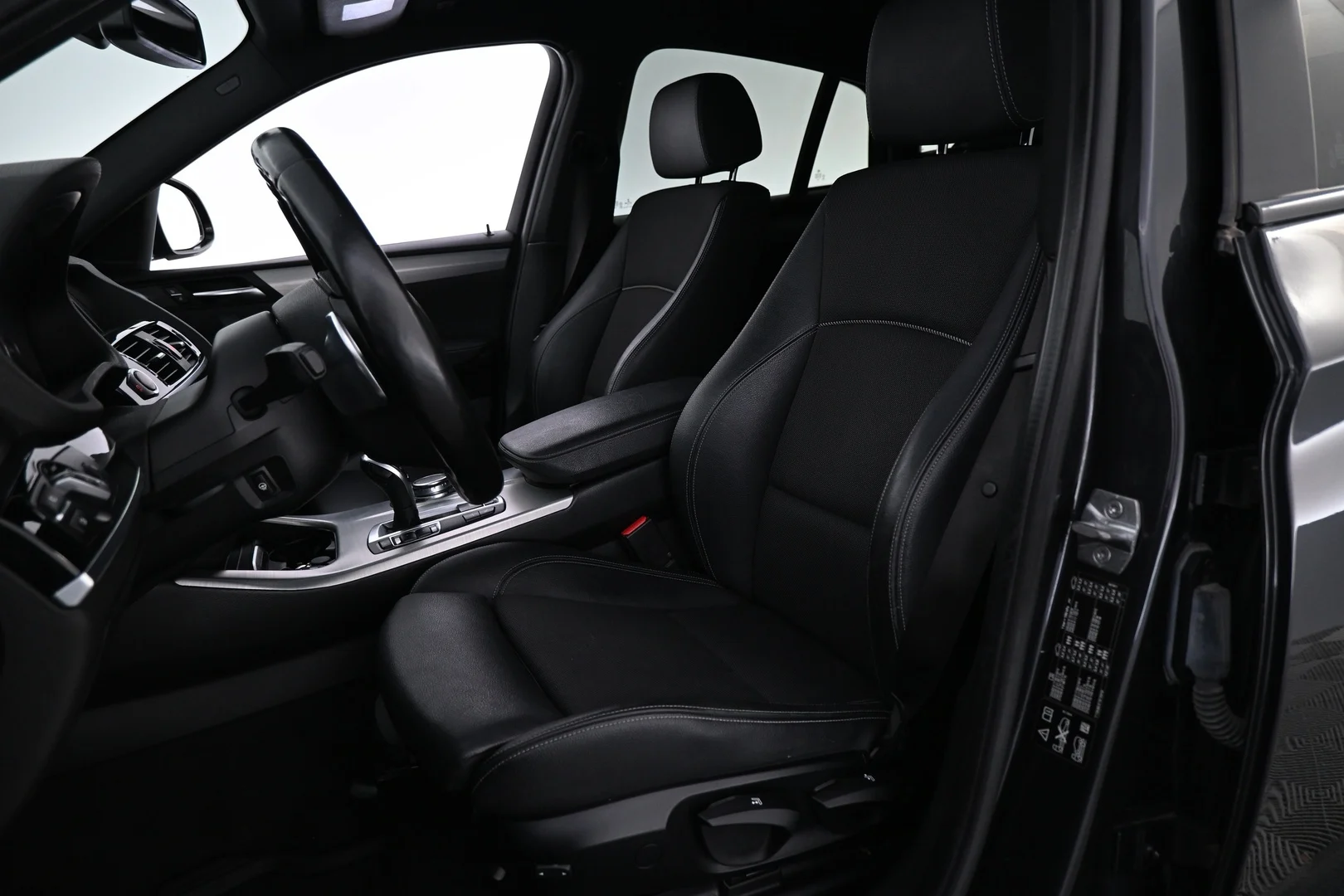 Car Image - 3DncVNXewKFVMnre3tcK7H