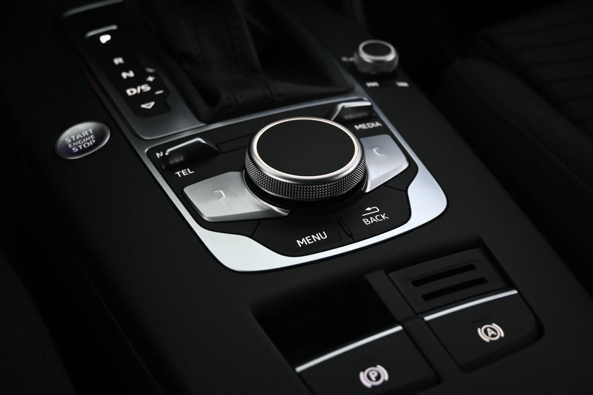 Car Image - OxDdxeDfbuissRTyypvHE