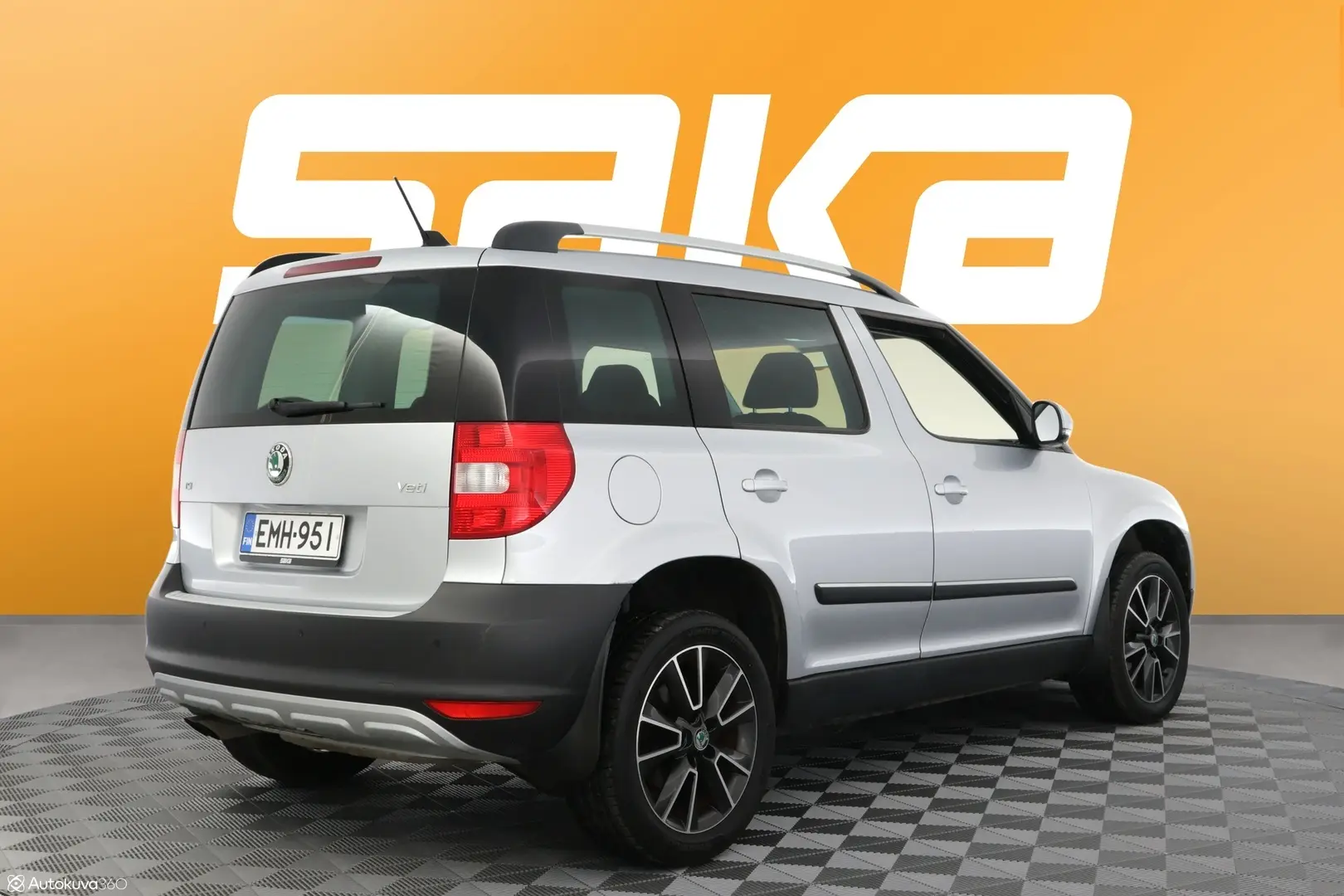 Car Image - 2PC6GuwtsRp4KBxNtkSQeV