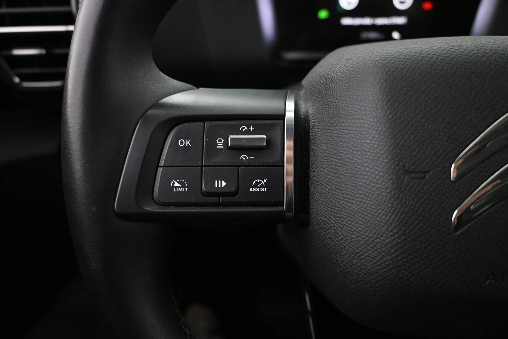 Car Image - 14IBUCQfHLb7pf6Lt3eP2n