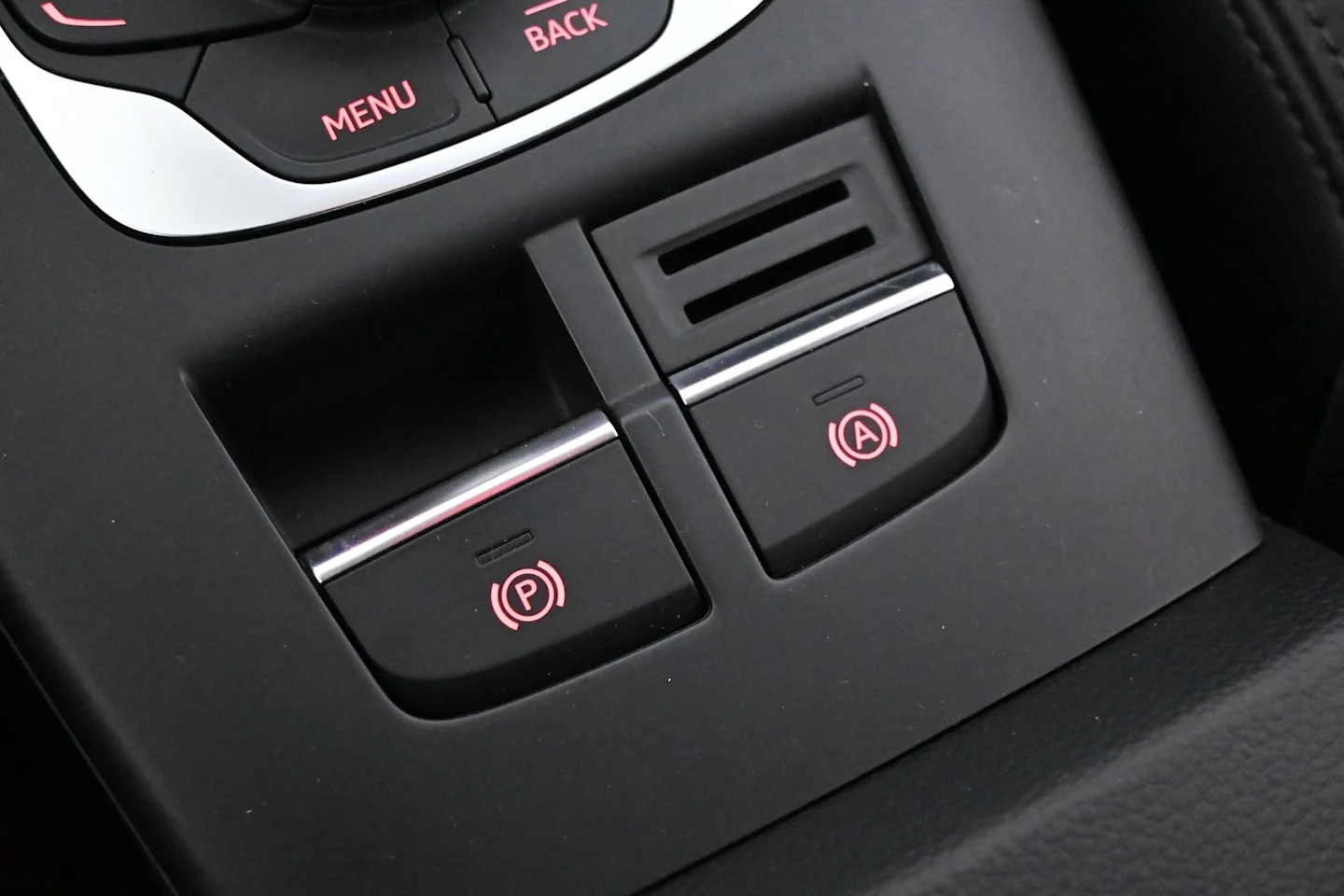 Car Image - 10rcwYM9ehp8zBTL3l7nOE