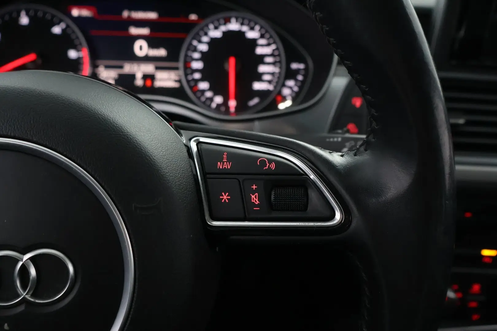 Car Image - 38offIIEqNCyQxdQmrHOOp