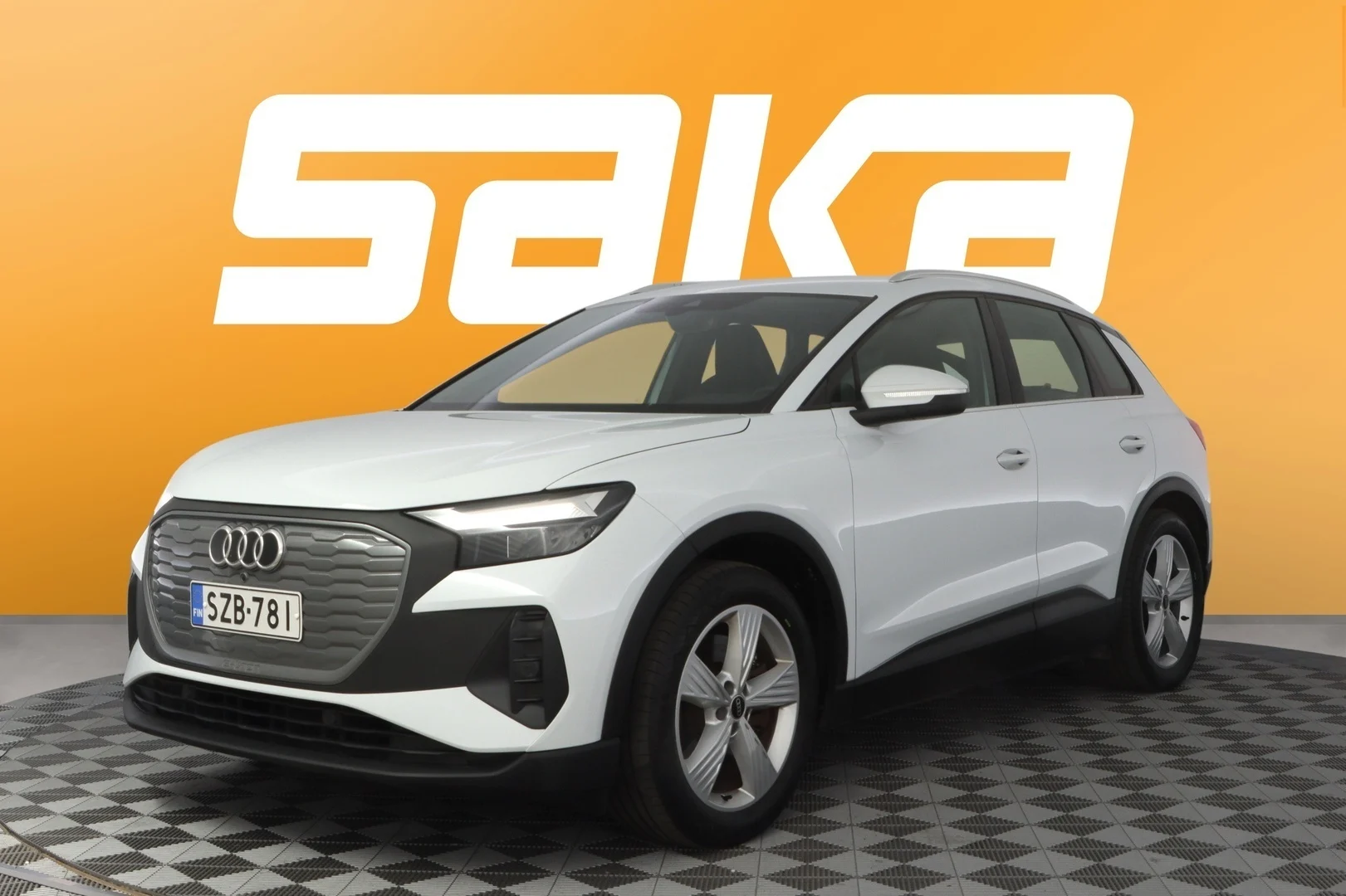 Car Image - 19KV4wkYGcUvCvzCymyNt6