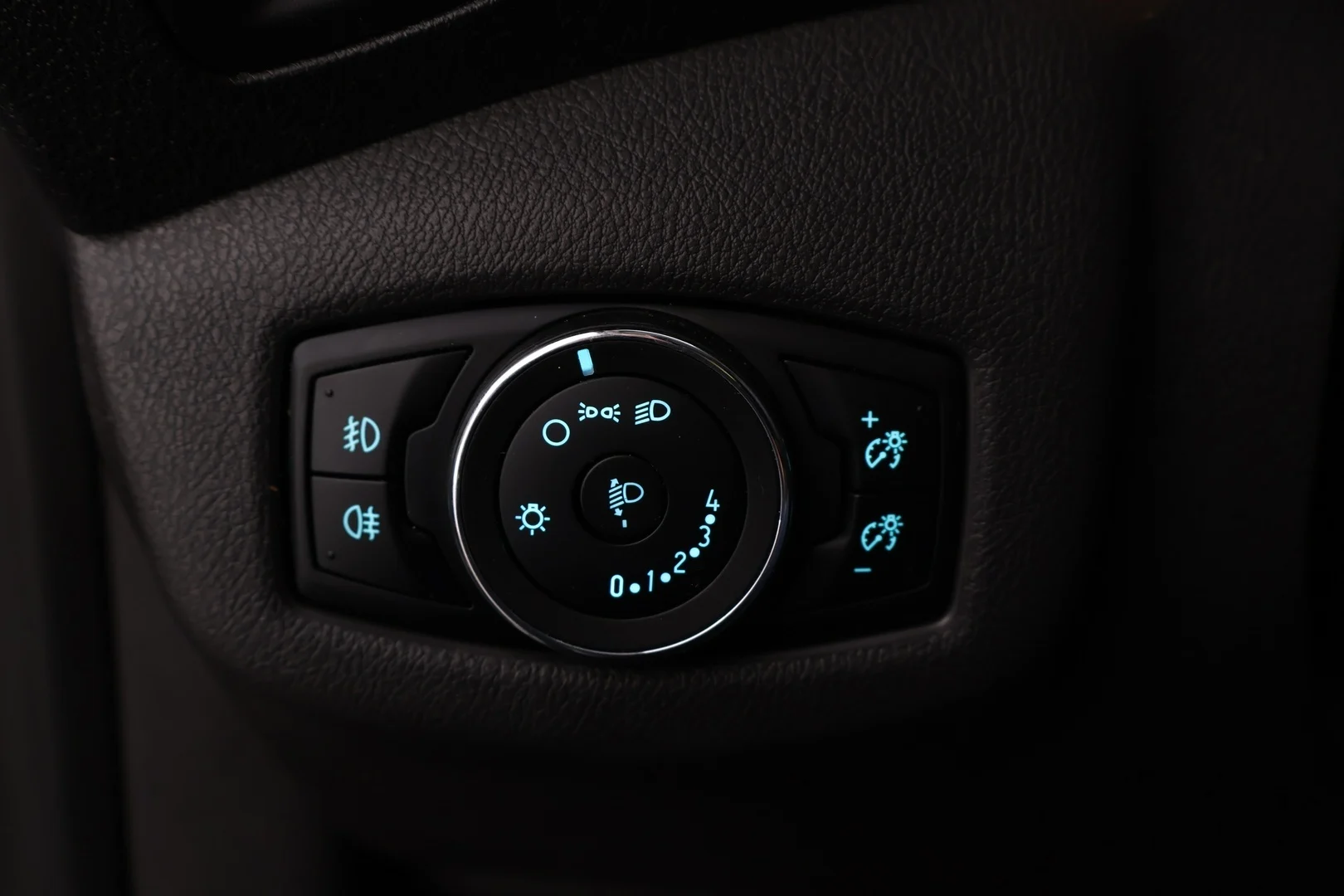 Car Image - 5CQ81w3Pv84MptqOsDWCYI