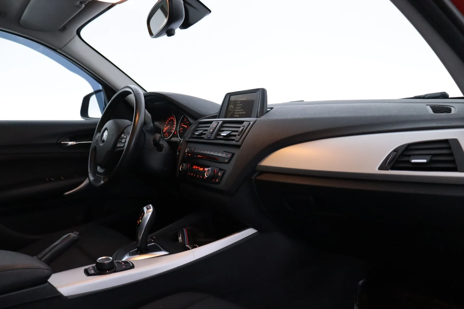Car Image - 4c1VmcwSvT9ZWTQTQaYHM4