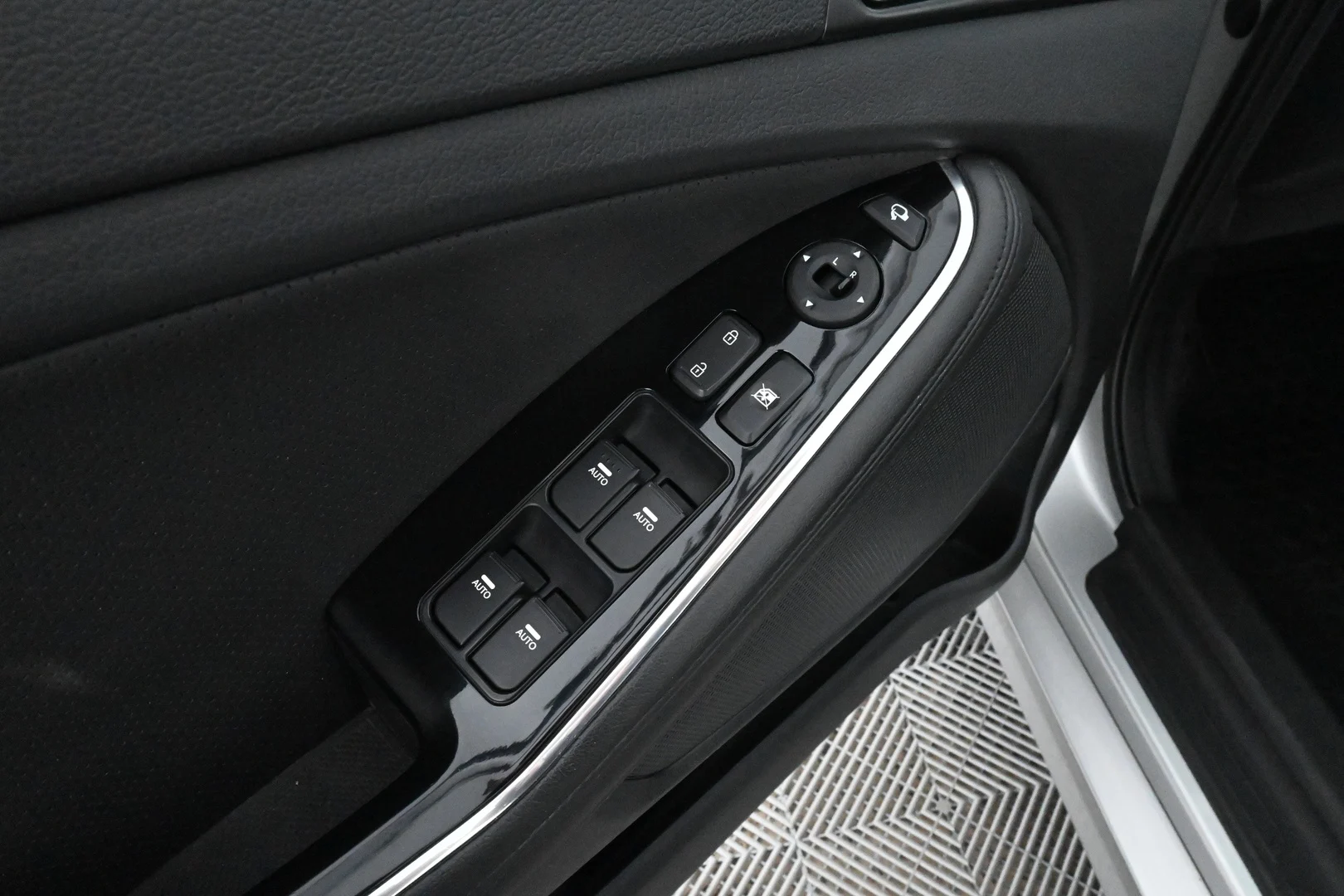 Car Image - 2par49KssaoacTj0CK4Rol