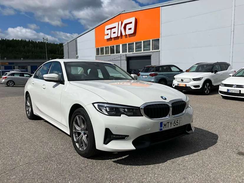 BMW 320