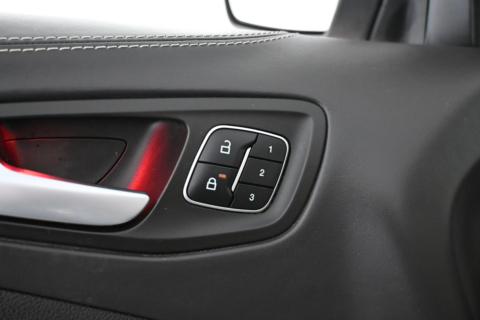 Car Image - 7j2Lt97M2M4yDpkrCwEXEg