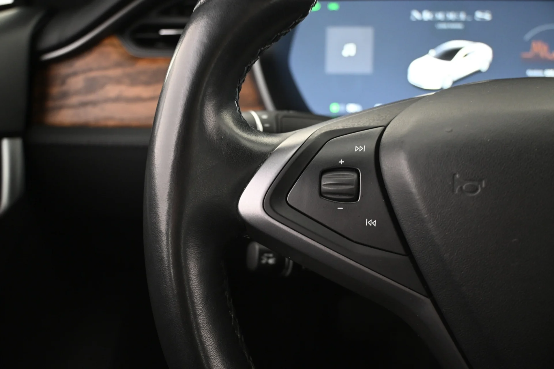 Car Image - 5cQairETYIZWlJEOhQvyuk