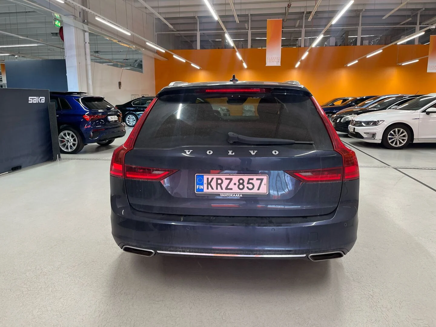 Car Image - 6R69RJp9voOCCXWeLUInLU