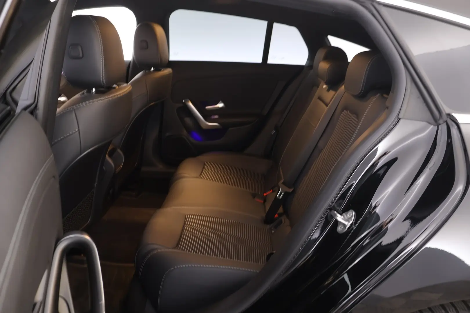 Car Image - 2YqWGnIjOLTkynif5mDFAn
