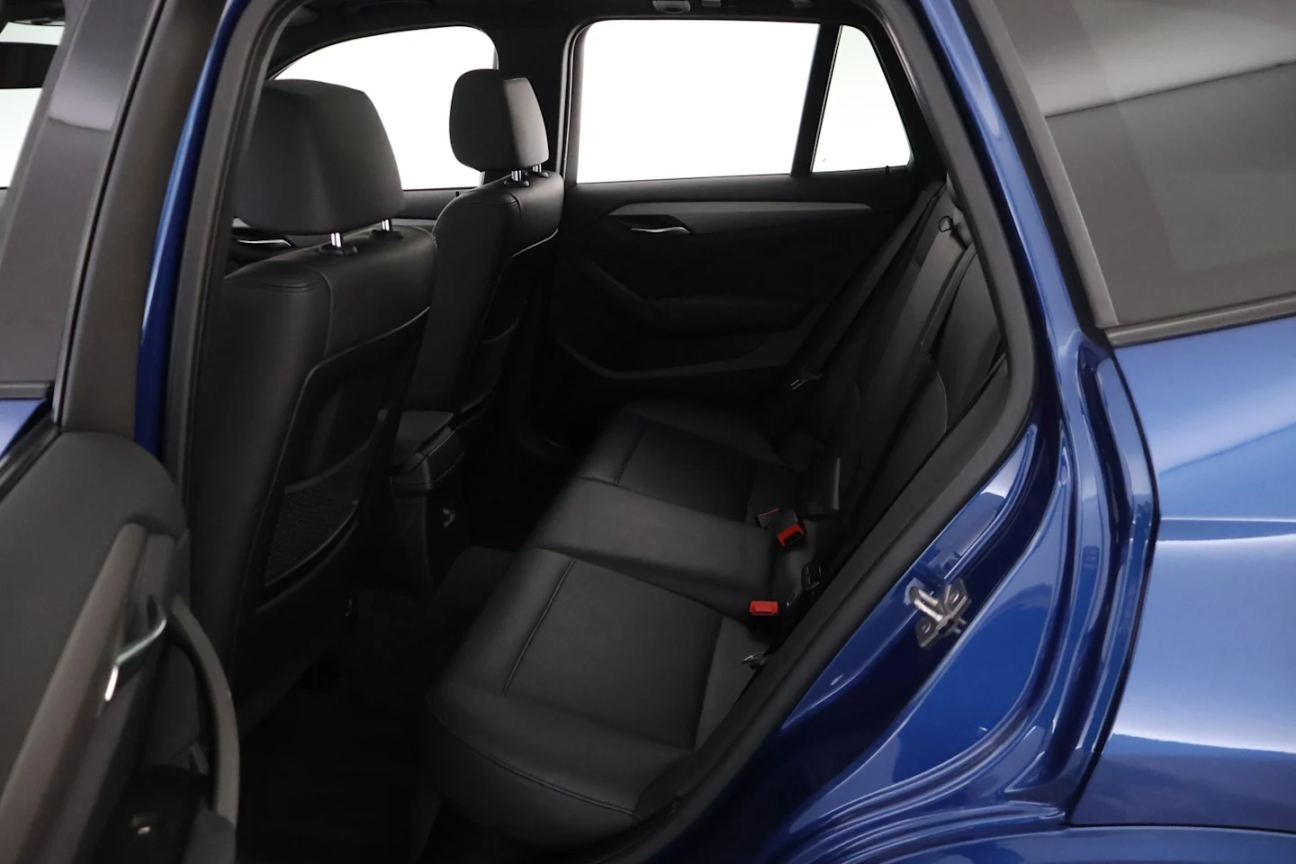 Car Image - 77IsHvSOuIvNiFFsn9eSKb