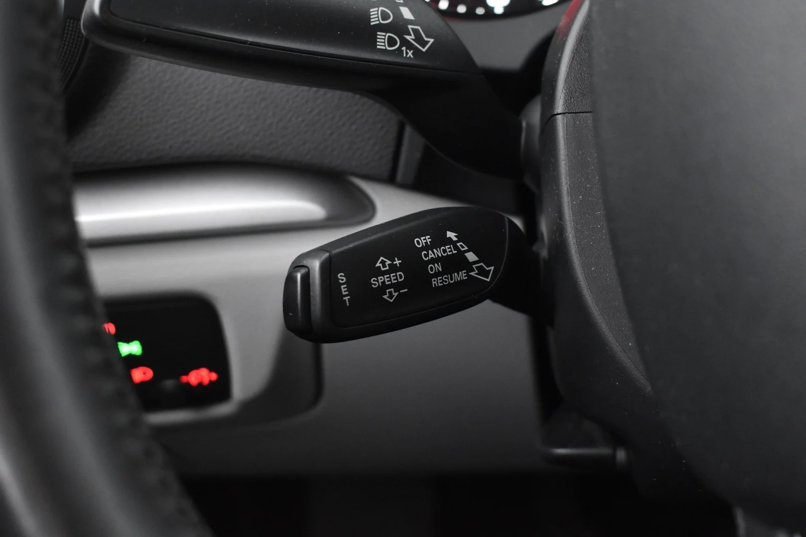 Car Image - 2DwVDjKwmhbReLruJUitrG