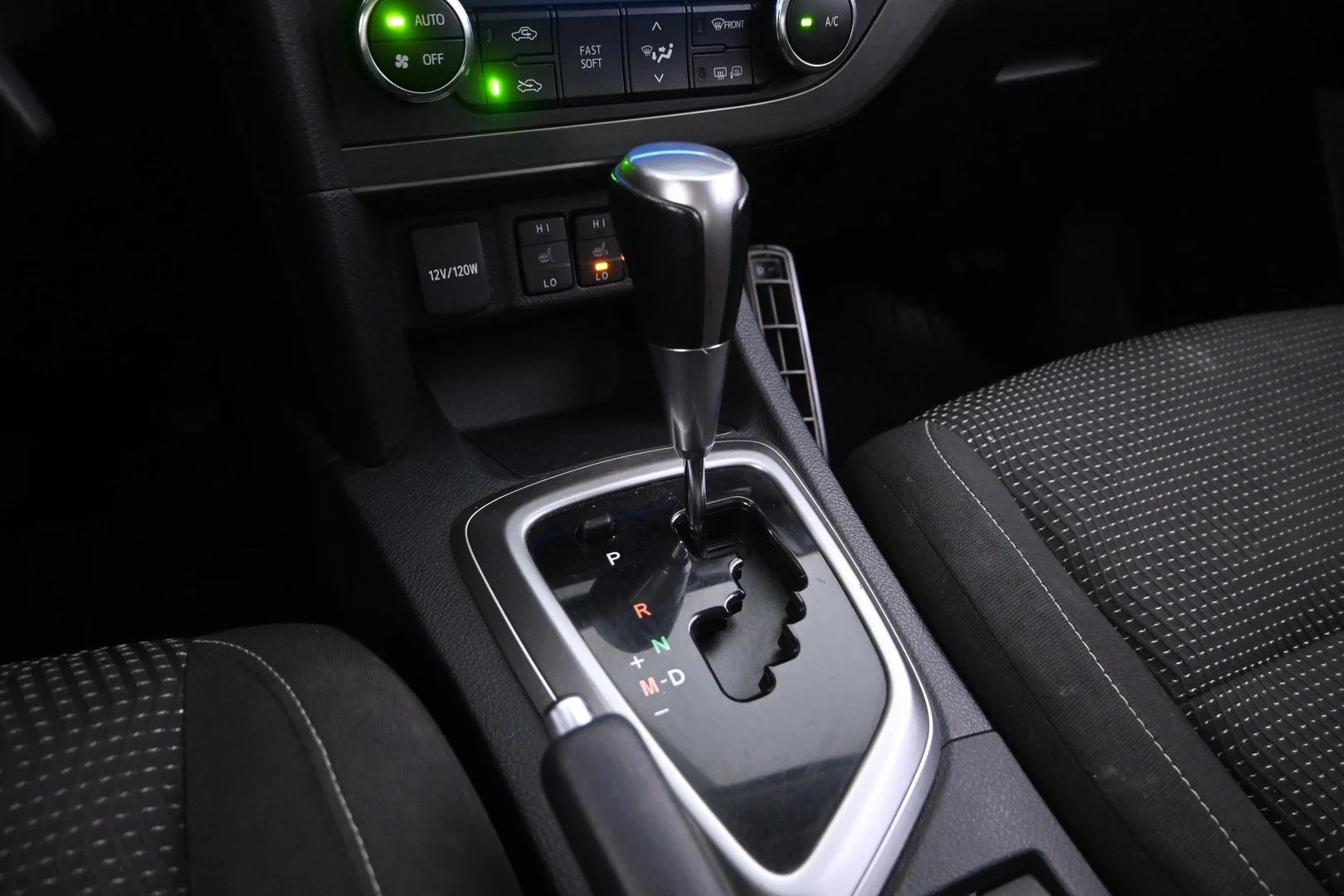 Car Image - Plq1VAdoTmQF0NQ8HYAeH