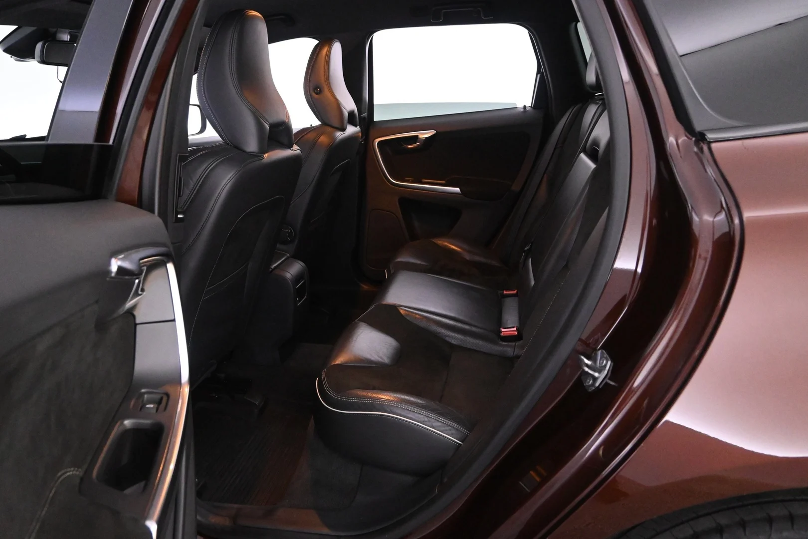 Car Image - 4k7YY0BYyxzr4P2MUFeT9r