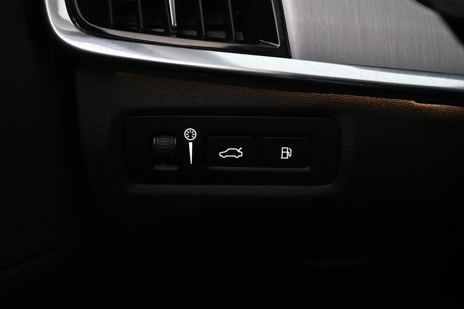 Car Image - 66vZjJI5RWrLHuVDZDsv9w