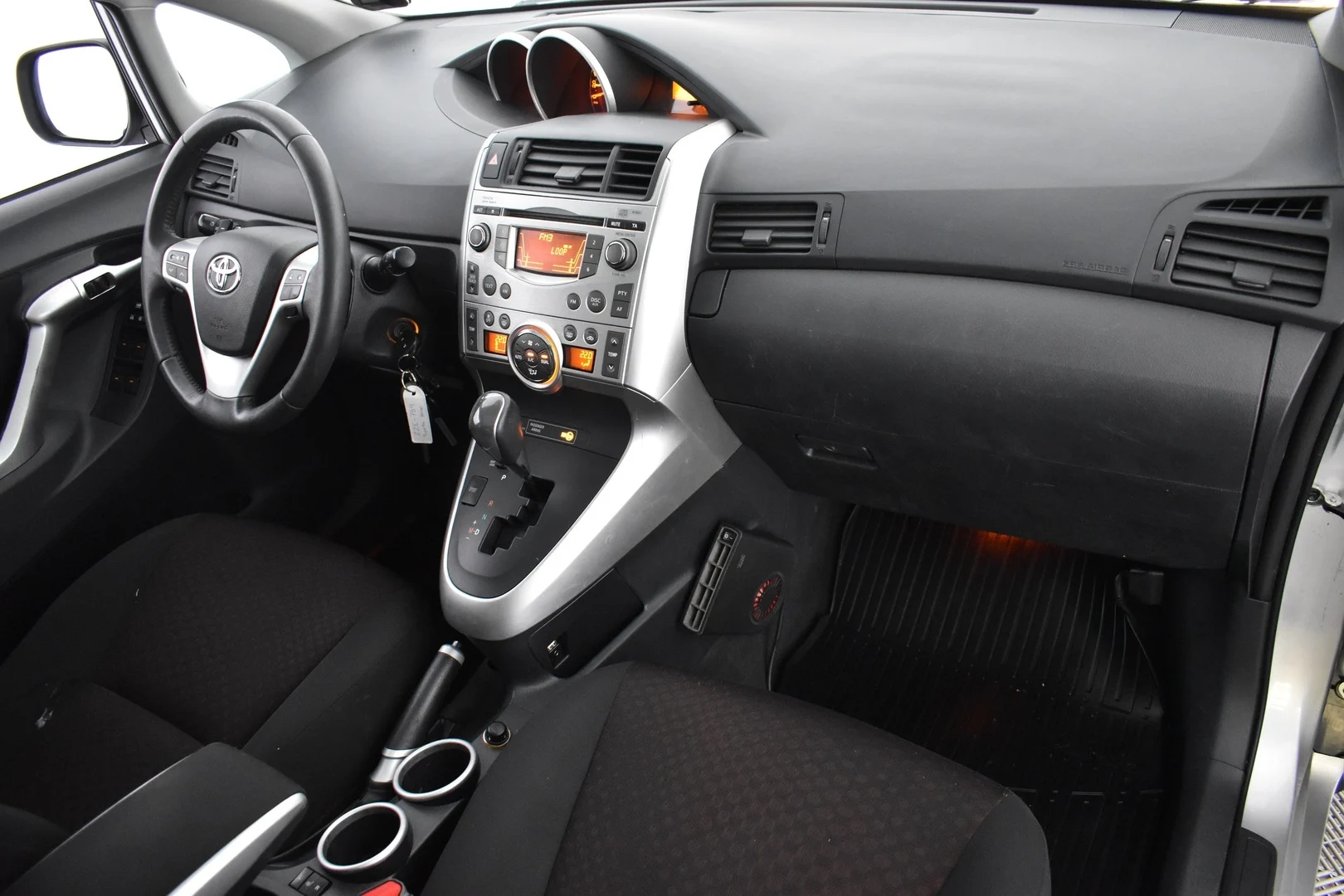 Car Image - 6PX8IMZM9mudqa10tO5XxA