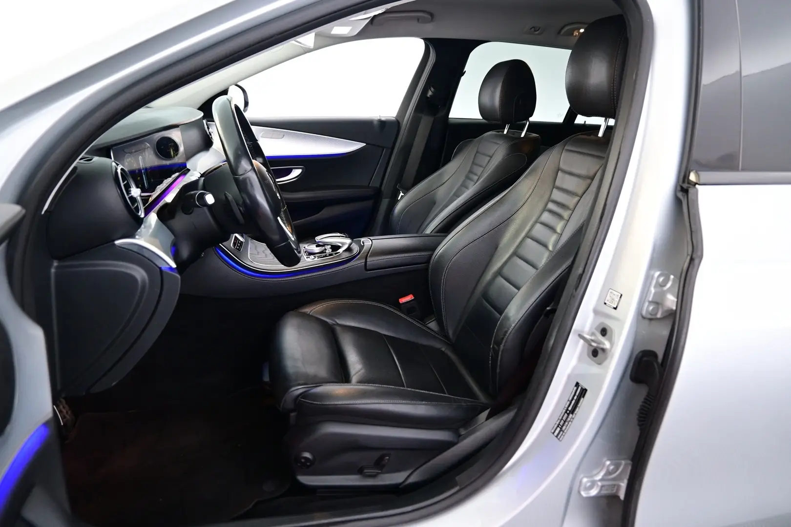 Car Image - 3sJ3HoJmNrWxnpv4xY9UxN