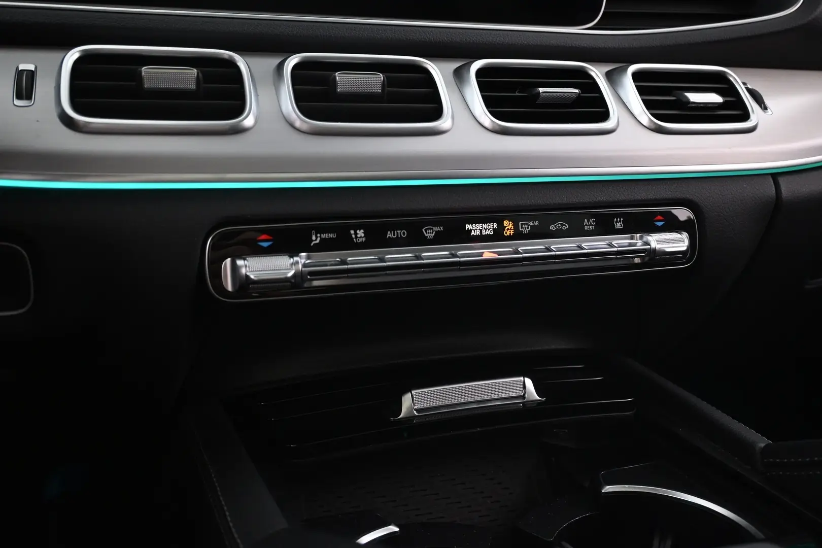 Car Image - 4tyZcVZzH3SO4CIWA78HQM